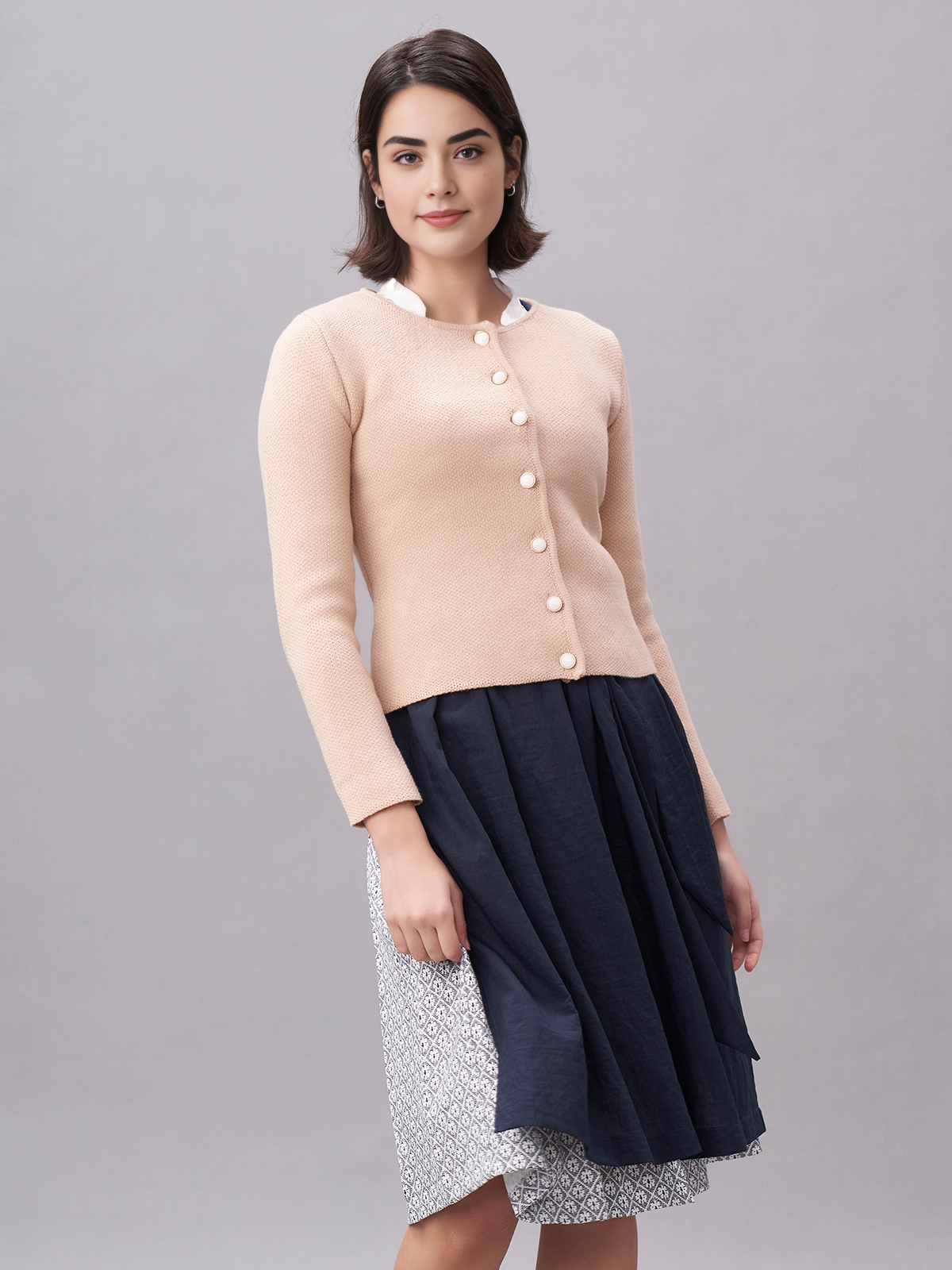 Dirndl in Braun mit modernem Schnitt