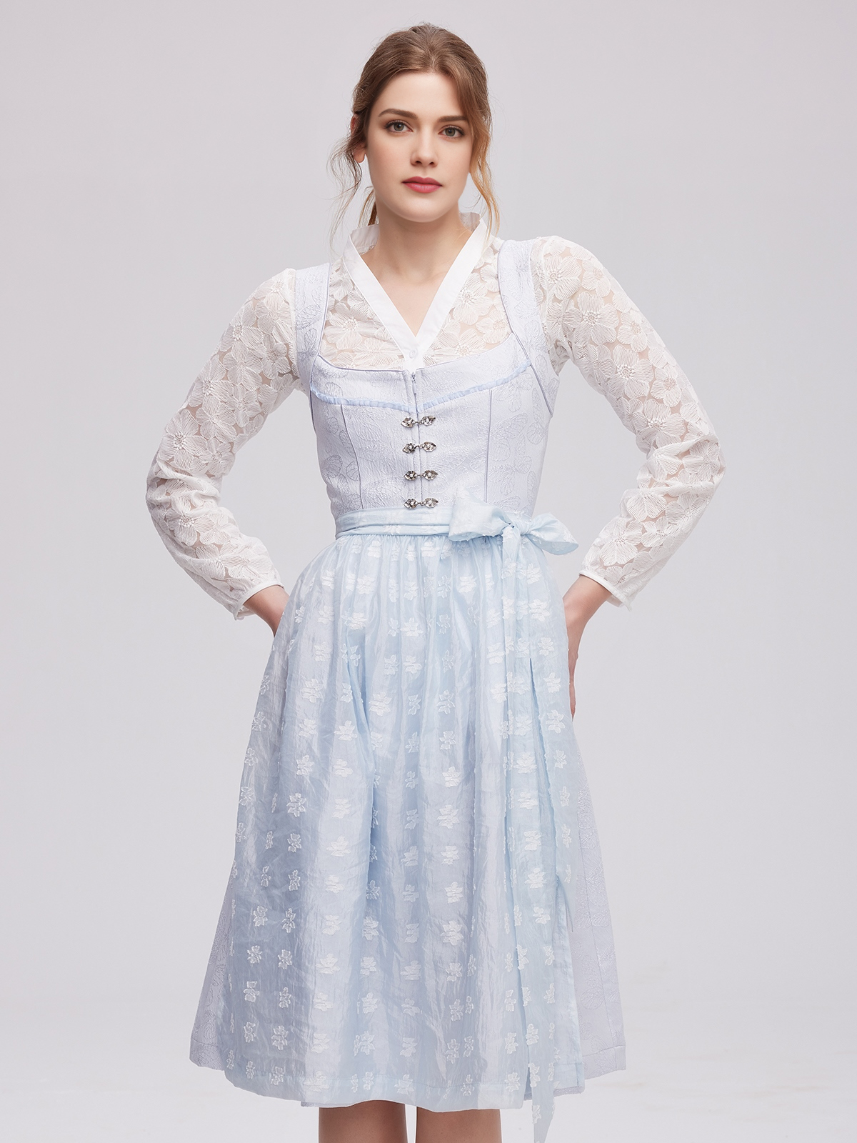 Dirndl Bluse in Blau