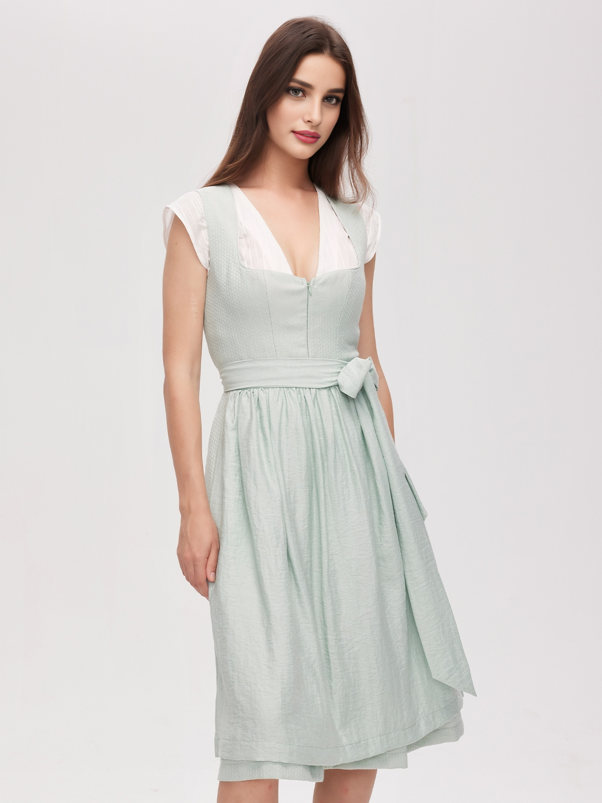 Dirndl Salbeigrün Samt