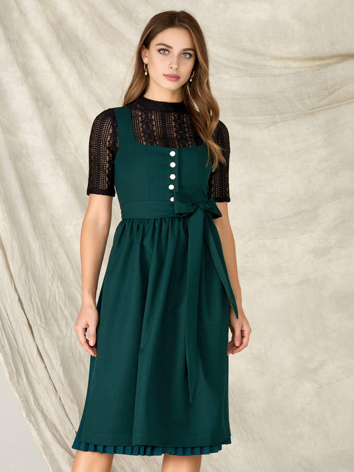 Dirndl in Grün