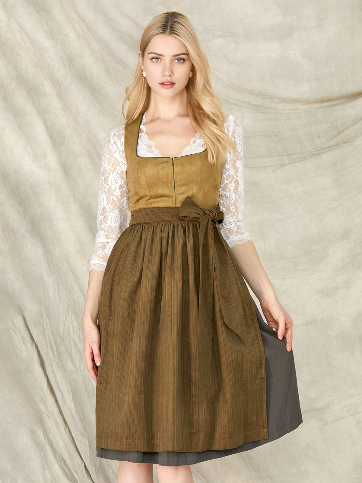 Ein lila-grünes Dirndl mit passendem Schmuck und Frisur
