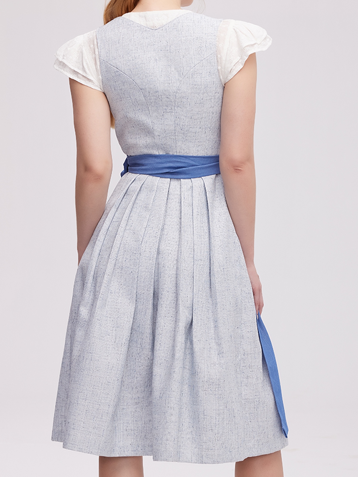 Dirndl Königsblau – Eleganz in Blau