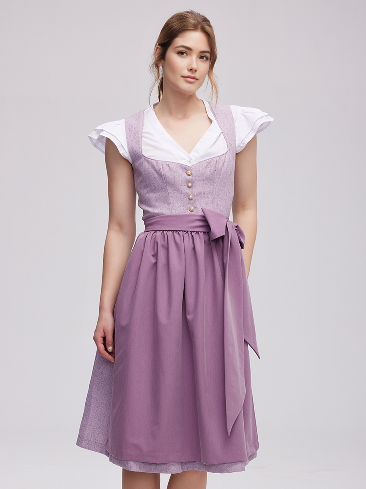 Dirndl in Lila – Eleganz und Tradition vereint