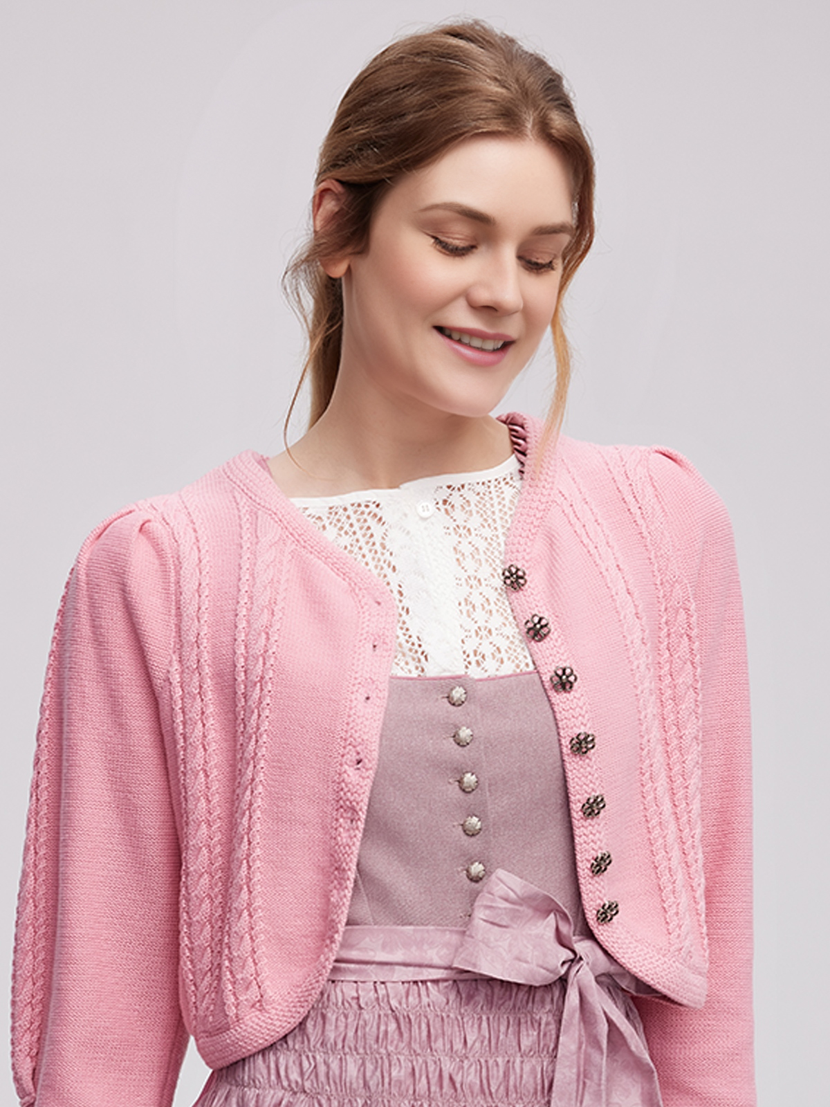 Dirndl in Rosa mit Strickoptik