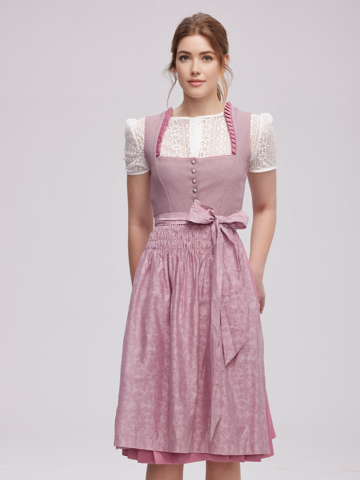 Dunkelblaues Samt Dirndl – Eleganz in Perfektion