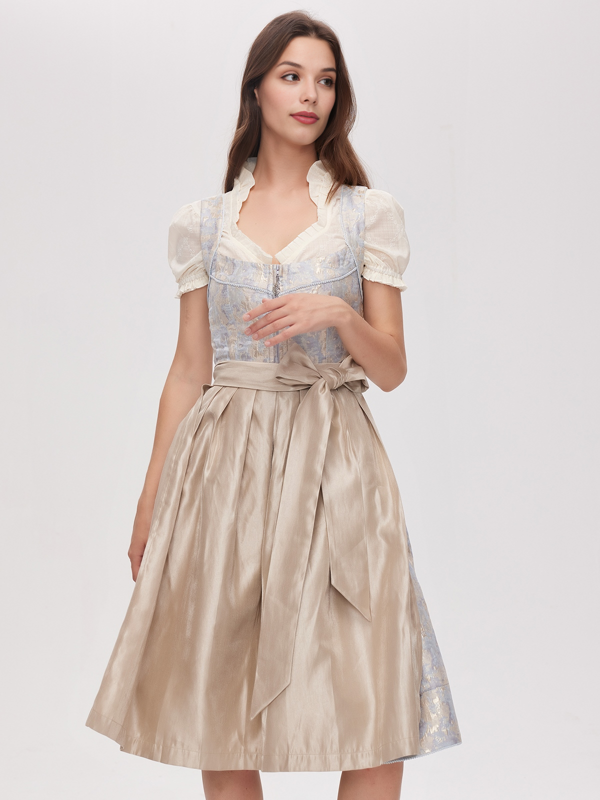 Grünes Dirndl Damen für das Oktoberfest